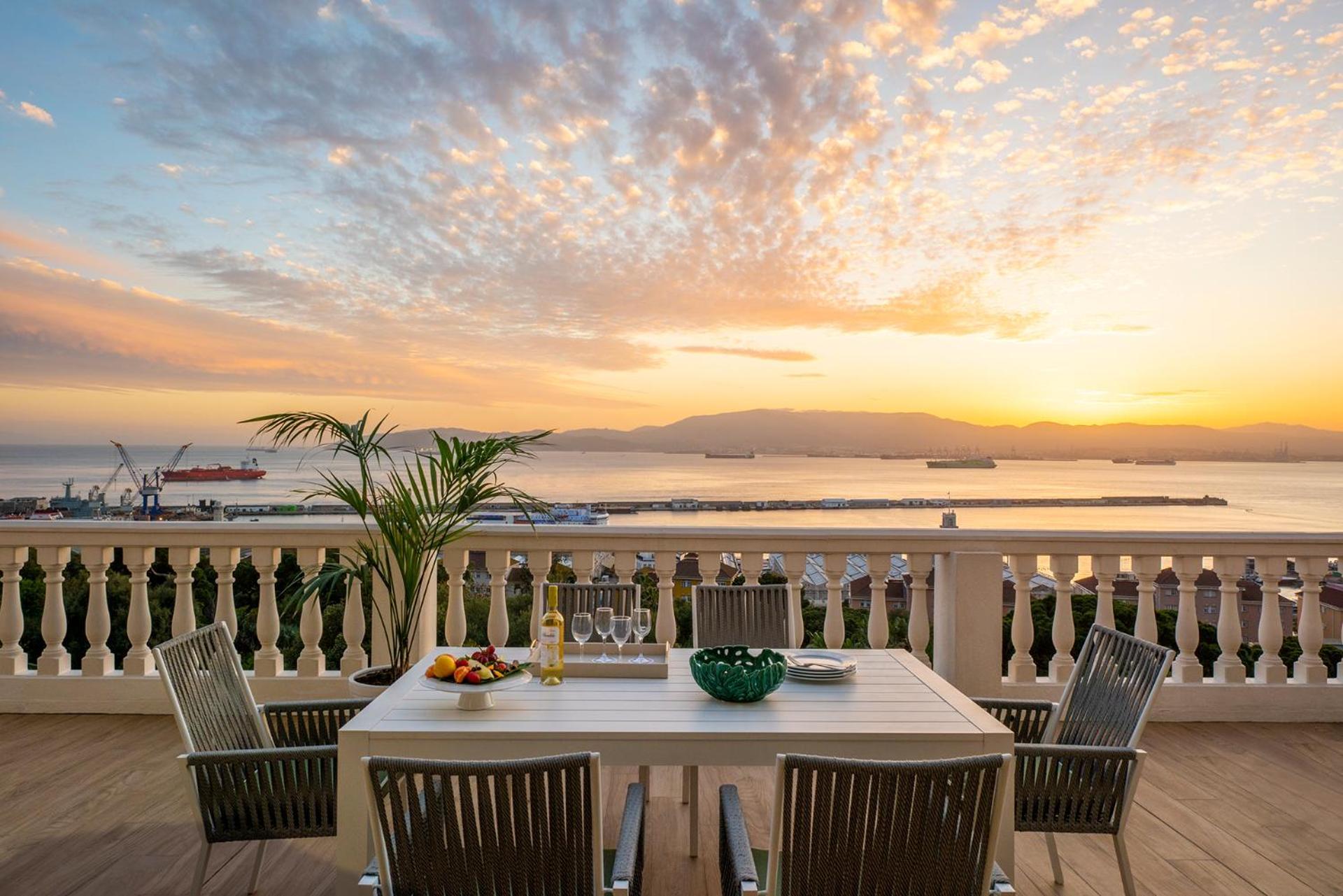 Rock Hotel Gibraltar Ngoại thất bức ảnh