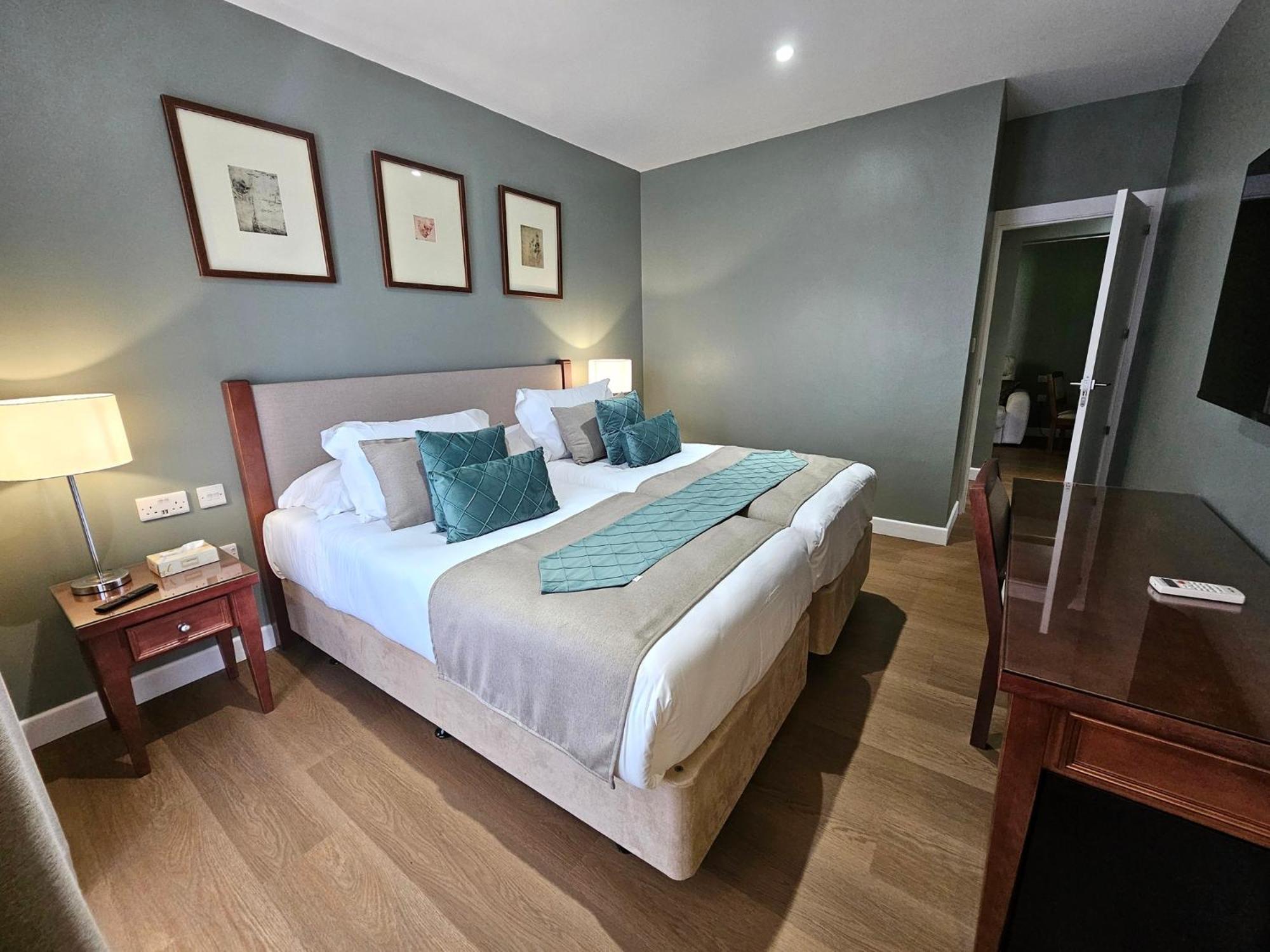 Rock Hotel Gibraltar Phòng bức ảnh